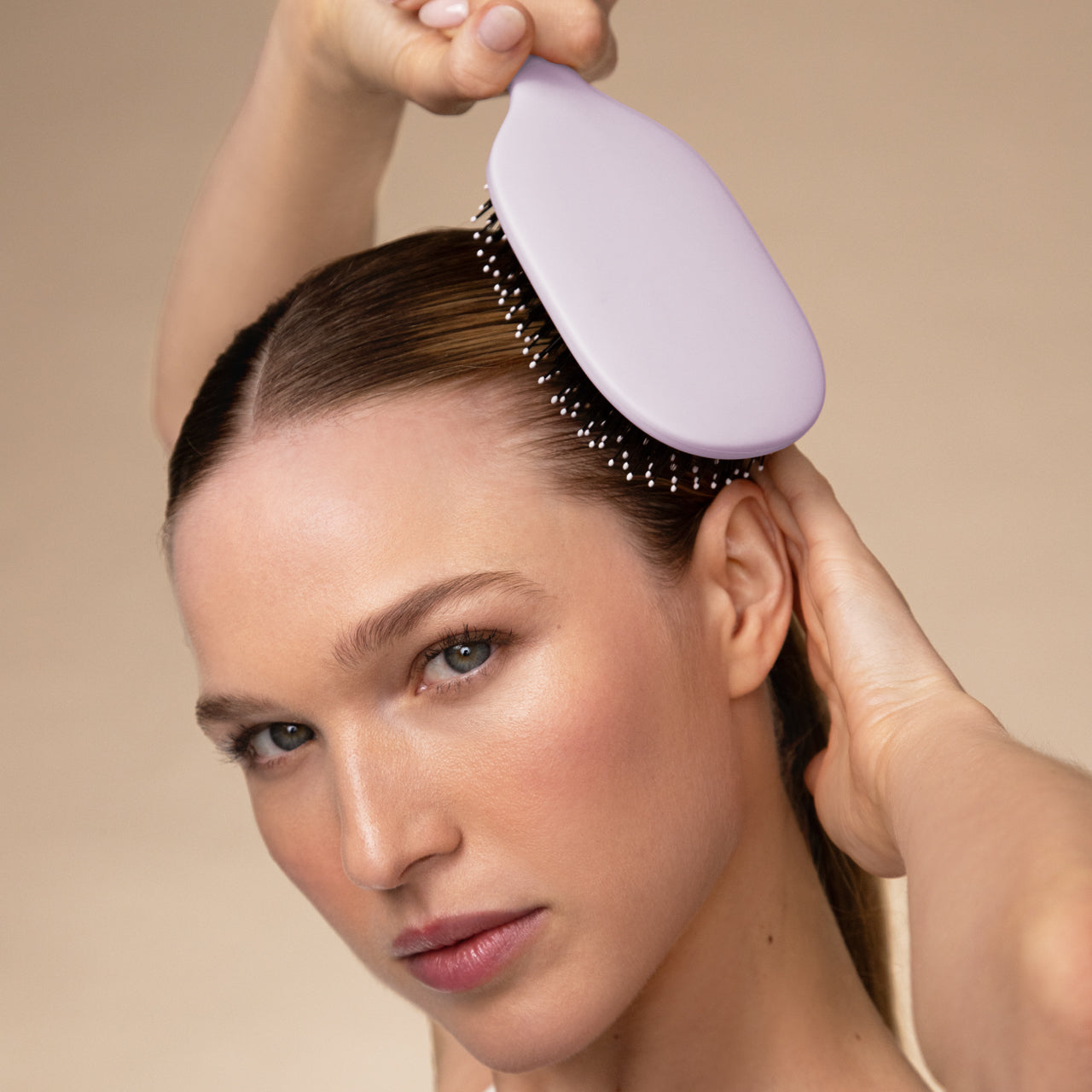 Soft Violet Smooth & Polish Brush